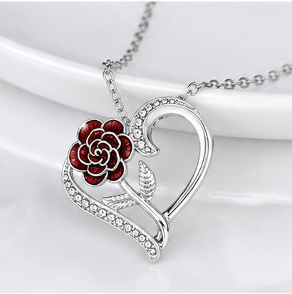 Rosa Dell‚ ÄôAmore Heart Necklace