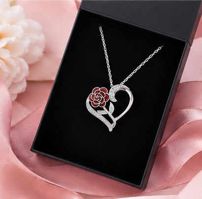 Rosa Dell‚ ÄôAmore Heart Necklace